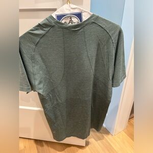 Lululemon Men’s Metal Vent Tech Short sleeve Tee